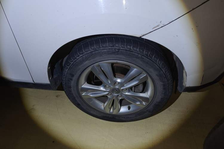 Used Hyundai ix35 2010 2.0L Automatic Two-Wheel Drive Elite Edition GLS