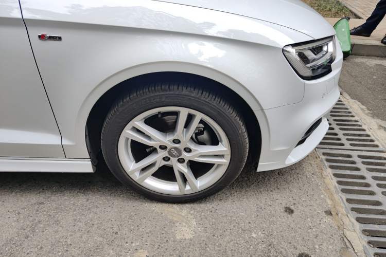 Used Audi A3 2019 Limousine 35 TFSI Fashion Edition China VI Emission Standard