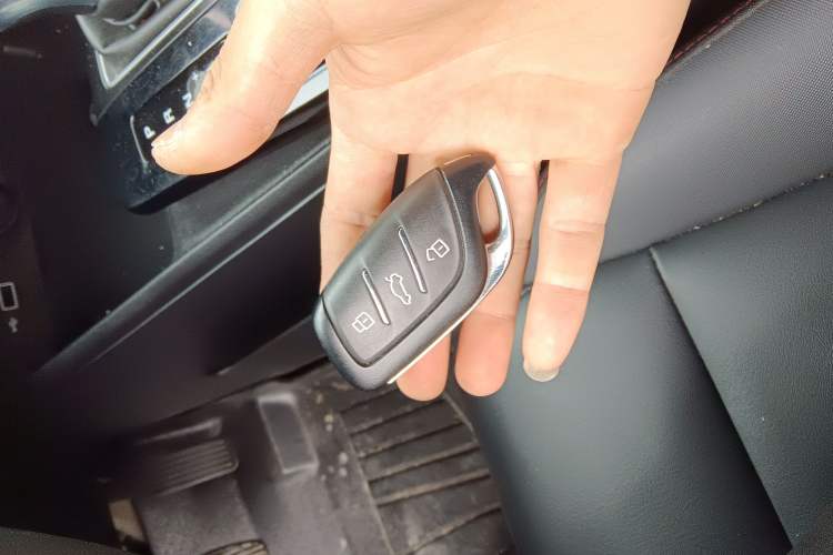 Used MG 5 2022 180 DVVT CVT Youth Luxury Edition
