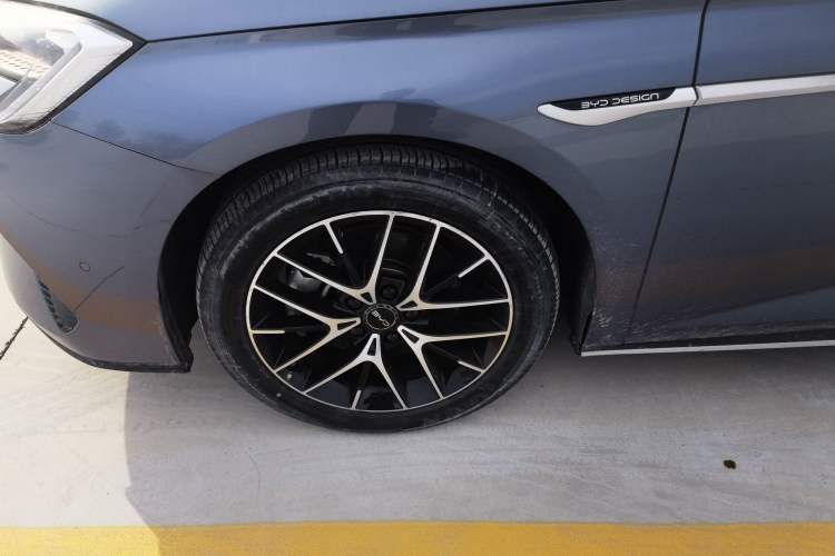 Used BYD Seal 2023 DM-i 1.5T 121km Flagship Model