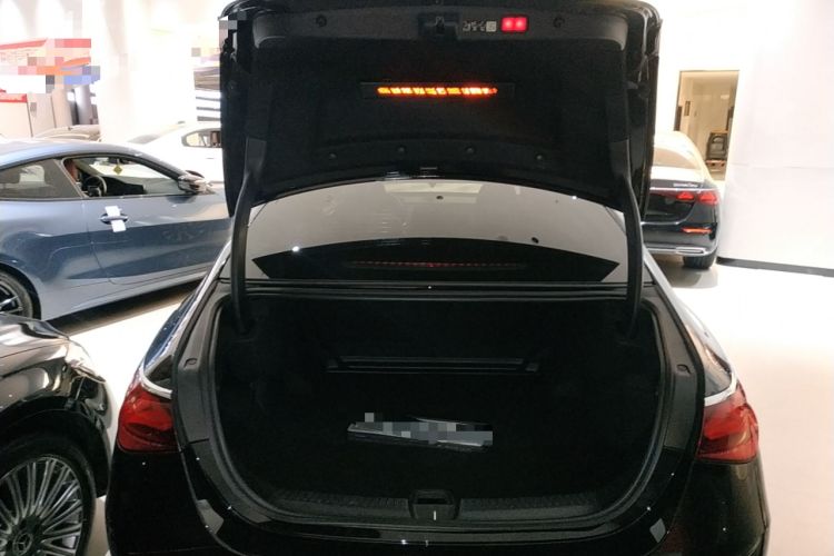 Used Mercedes-Benz E-Class 2024 E 300 L Luxury Model
