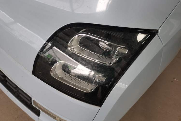 Used Wuling Air ev 2023 - Four Seats - Advanced Edition Left Front Headlight