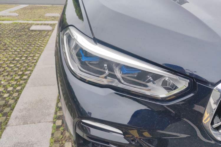 Used BMW X5 2020 xDrive40i M Sport Package Right Front Headlight