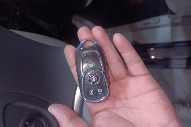 Used Buick GL8 2022 Land Business Class 652T Luxury Model Interior 1