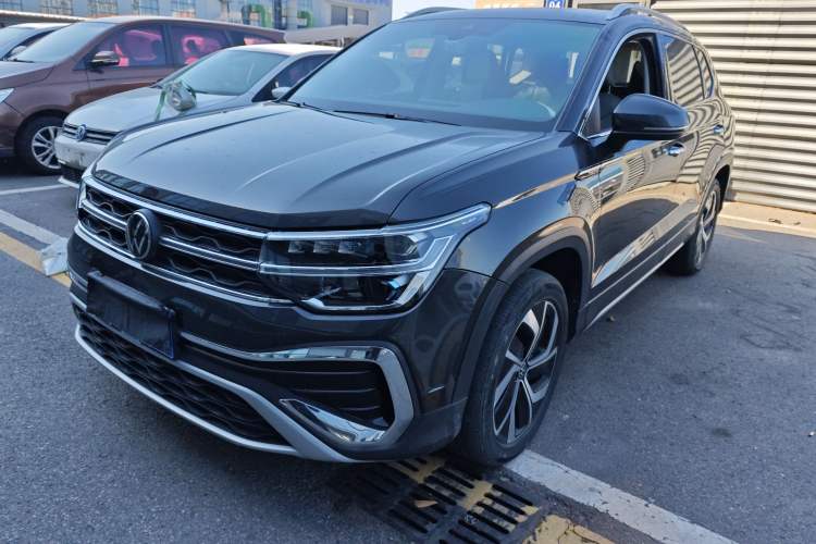 Used Volkswagen Tharu 2023 300TSI Two-Wheel-Drive Full Moon Edition