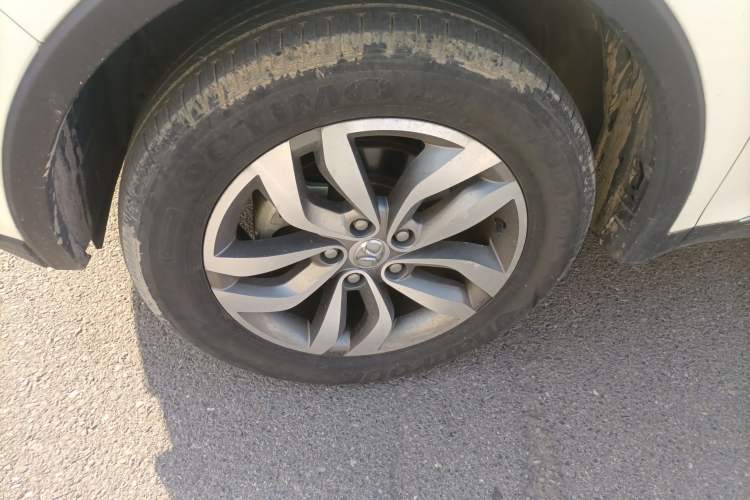 Used BAIC Senova X65 2015 2.0T Automatic Elite Model
