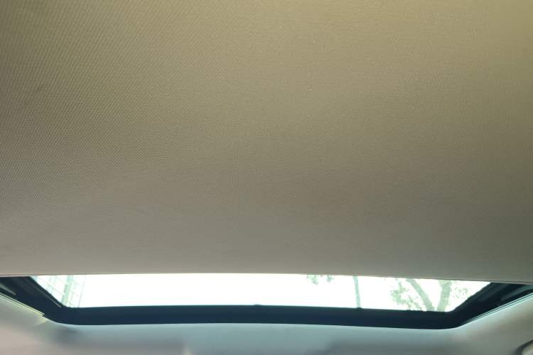 Used Changan CS55 2018 1.5T Automatic Colorful Edition China V Standard
