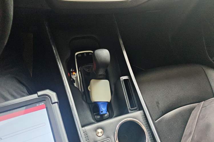 Used Toyota Corolla 2021 Dual-Motor 1.8L E-CVT Elite Edition