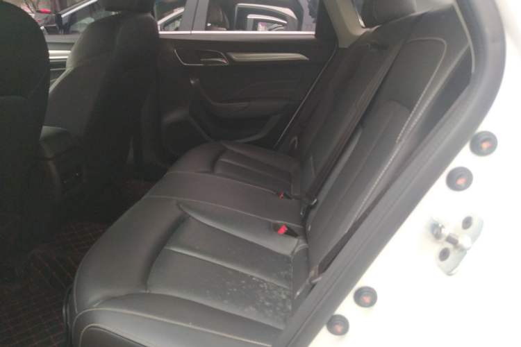 Used Roewe i6 2020 PLUS 1.6L CVT 4G Connected Glory Flagship Edition