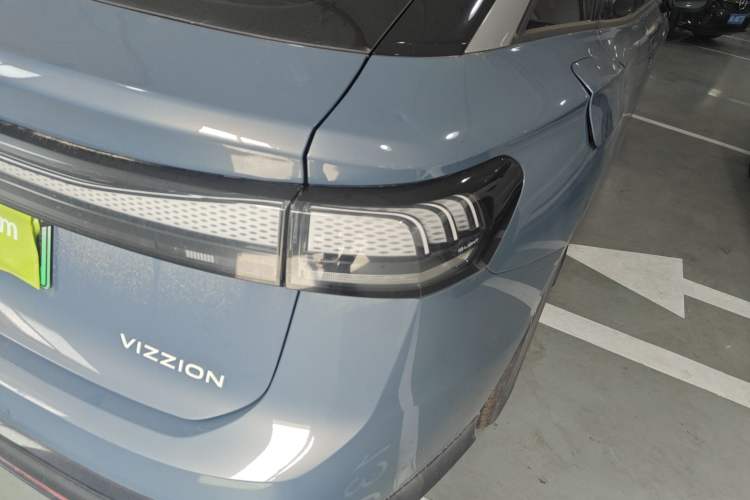 Used Volkswagen ID.7 VIZZION 2024 PRO Model Right Rear Taillight