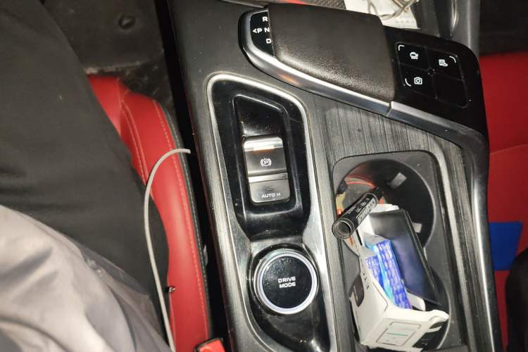 Used CHANGAN UNI-T 2020 1.5T Prestige Version
