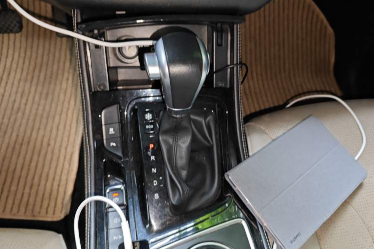 Used Baojun 730 2019 1.5T CVT Flagship Model 7 Seats China VI Emission Standard
