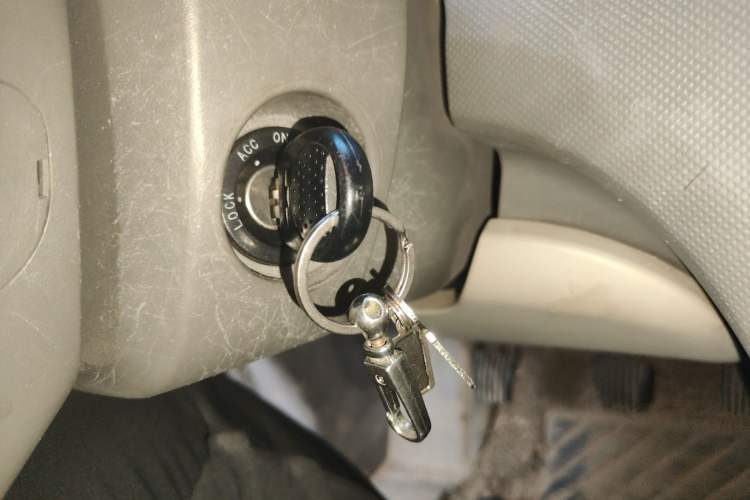 Used Chevrolet Sail 2013 Sedan 1.2L Manual Warm Edition