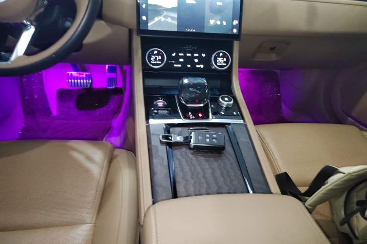 Used Jaguar XFL 2024 2.0T P250 Two-Wheel Drive Prestige Luxury Edition