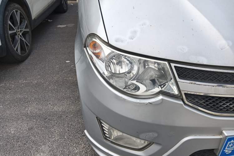 Used Wuling Hongguang 2015 1.5L S Basic Version China V Standard Right Front Headlight