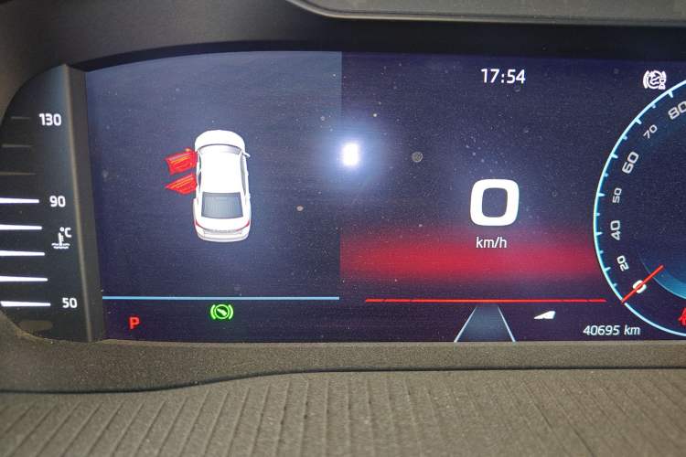 Used Skoda Octavia 2022 PRO TSI280 Luxury Edition Odometer Close Up