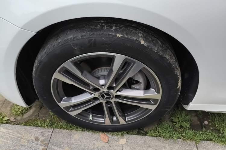 Used Mercedes-Benz E-Class 2021 Facelift E 260 L Sport Edition Left Front Wheel Hub