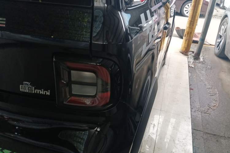 Used Geely Galaxy Panda 2025 210km Panda Kart Right Rear Taillight