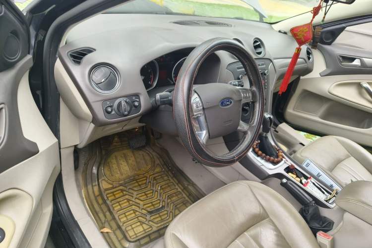 Used Ford Mondeo 2011 2.3L Fashion Edition
