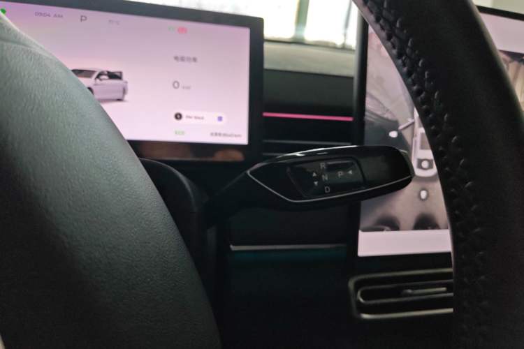 Used Chery Fengyun A8L 2025 1.5 TGDI 145 km Luxury Version Gear Lever