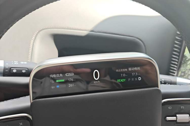 Used Li Auto L9 2022 Max model
