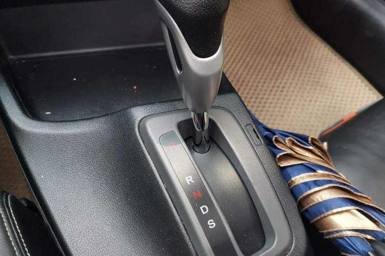 Used Honda Civic 2012 1.8L automatic luxury edition