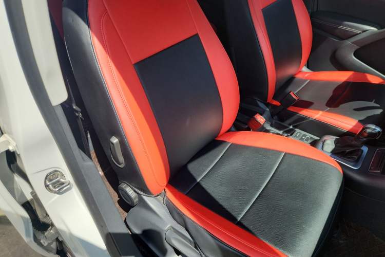 Used Volkswagen Tiguan 2016 300TSI Automatic Two-Wheel Drive Trend Edition Right Front Seat