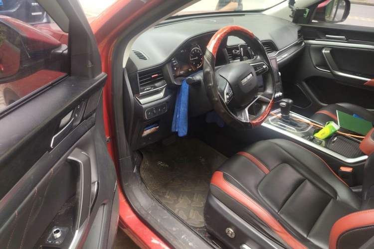 Used Haval H4 2018 Red-Label 1.5 GDIT DCT Fashion Edition