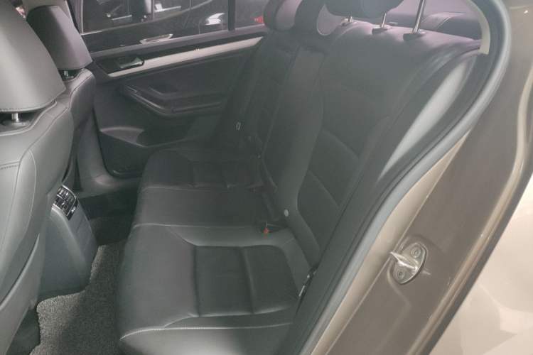 Used Volkswagen Sagitar 2017 230TSI Automatic Comfort Version