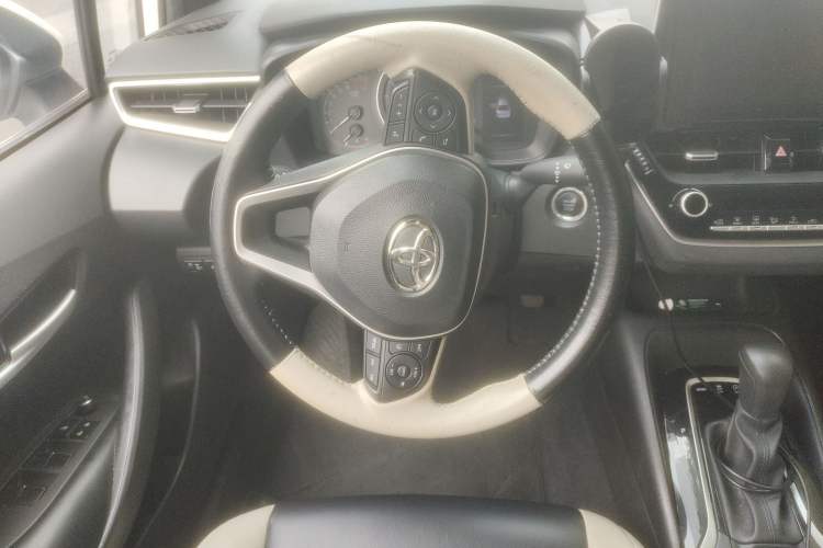 Used Toyota Levin 2019 185T CVT Luxury Edition China VI Standard Steering Wheel