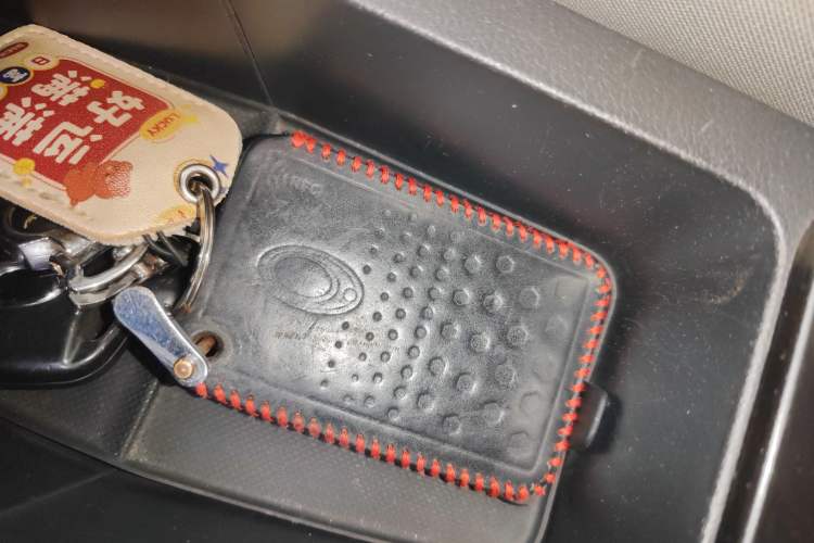 Used ORA iQ 2018 High-Range Version Smart Connectivity Model