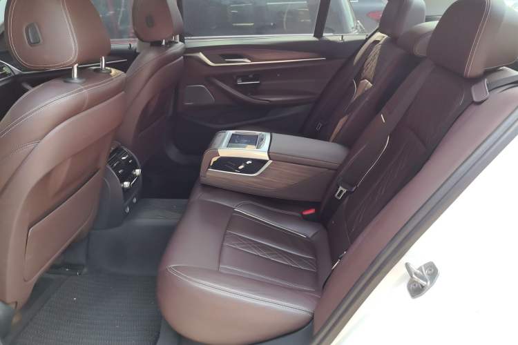 Used BMW 5 Series 2018 Facelifted 530Li Luxury Edition Premium Package Left Rear Seat