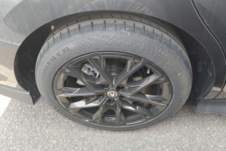 Used Changan UNI-V 2024 1.5T Prestige Edition