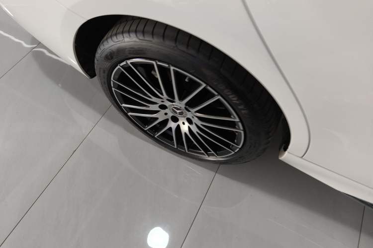 Used Mercedes-Benz C-Class 2025 Facelift C 260 L Sport Edition
