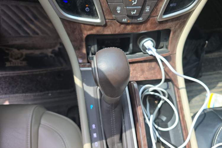 Used Buick LaCrosse 2013 2.4L SIDI Leading Comfort Version Gear Lever