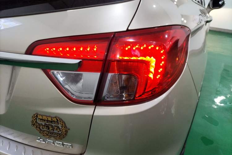 Used Buick Envision 2016 28T Four-Wheel Drive Elite Version