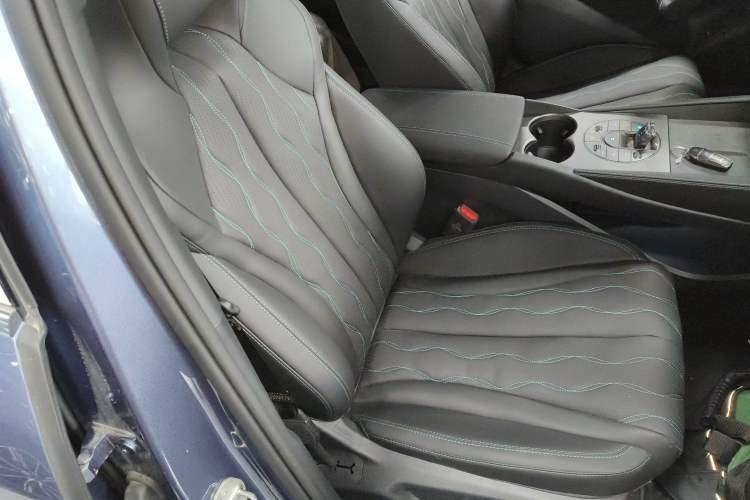 Used BYD Seal 06 New Energy 2024 DM-i 120KM Flagship Model
