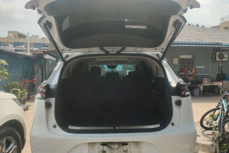 Used BYD Tang New Energy 2019 DM 2.0T All-Wheel Drive Connected Innovation Edition 7 Seats China VI Standard
