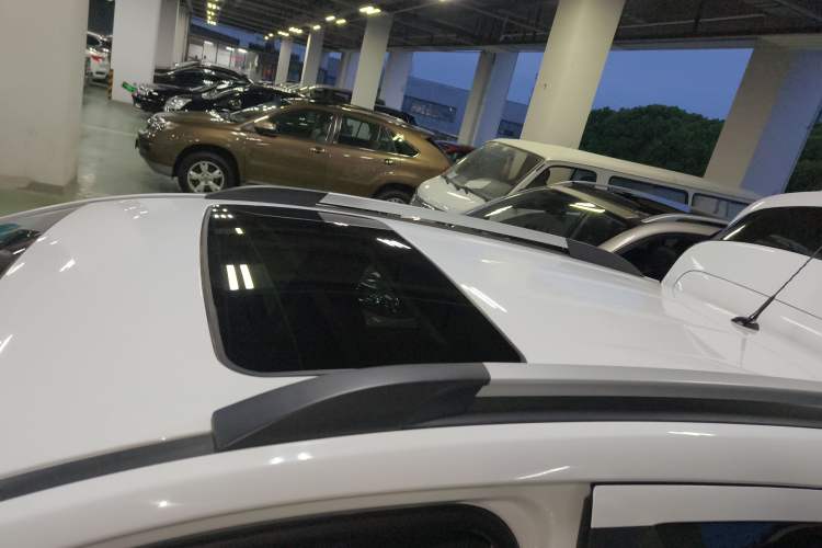 Used Chevrolet Trax 2016 1.4T Automatic Two-Wheel Drive Comfort Version with Sunroof Roof