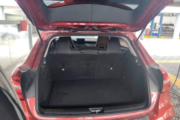 Used Mercedes-Benz GLA 2019 GLA 200 Fashion Model Trunk