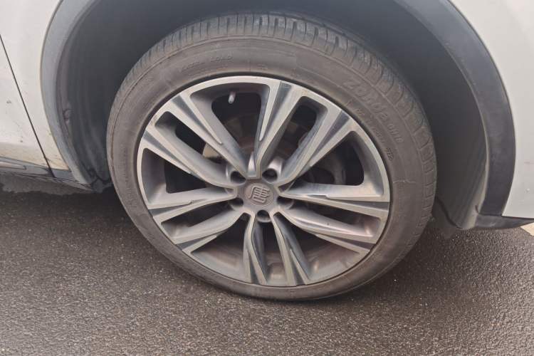 Used BYD Tang 2018 2.0T Automatic SmartConnect Prestige 7-Seater China V Standard
