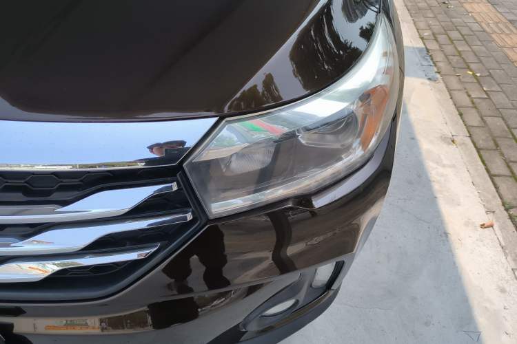 Used GAC Trumpchi GS4 2017 235T Automatic Two-Wheel Drive Luxury Smart Connectivity Version Left Front Headlight