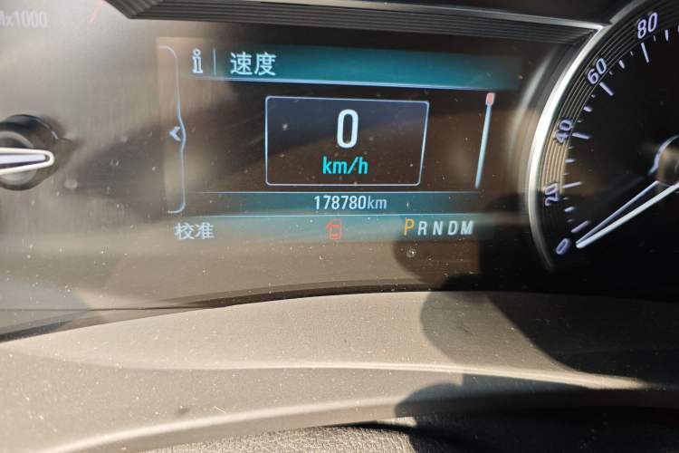 Used Buick GL8 2018 ES 28T Flagship Model China VI Standard
