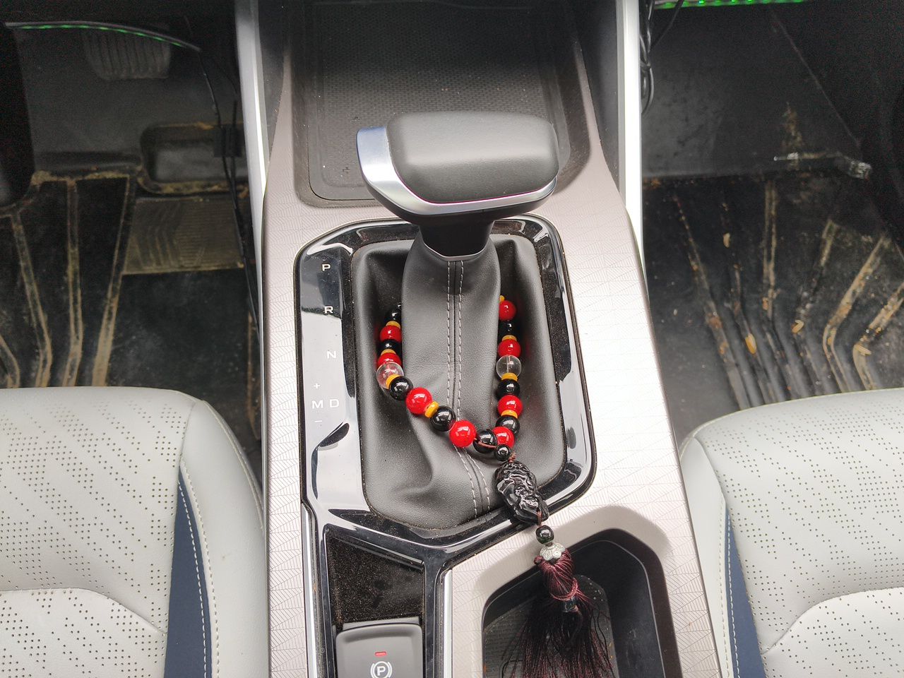 Geely Auto Emgrand 2022 4th Generation 1.5L CVT Flagship Model — снимка 13