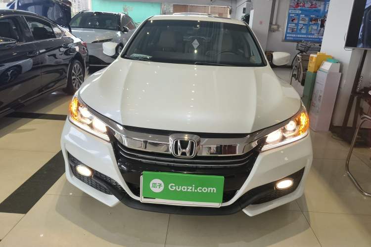 Used Honda Accord 2016 2.0L Comfort Edition Front