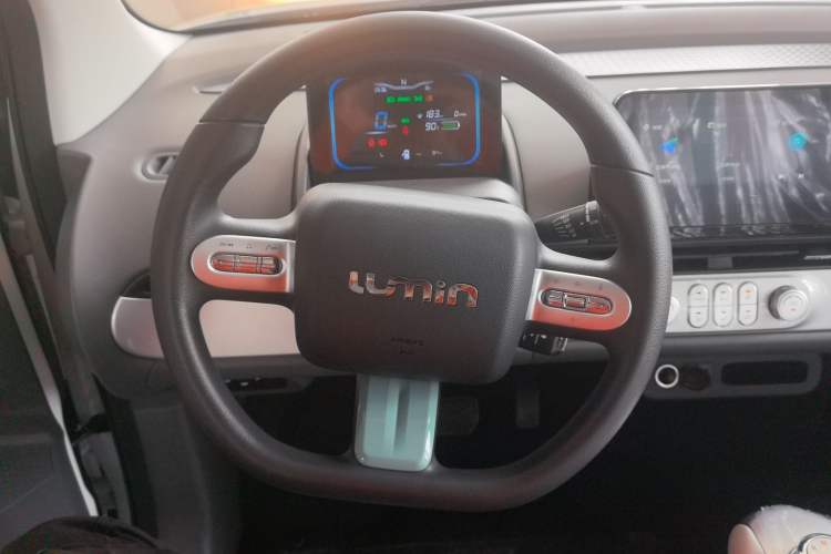 Used CHANGAN NEVO Lumin 2025 205 km Xiangqin Version Steering Wheel