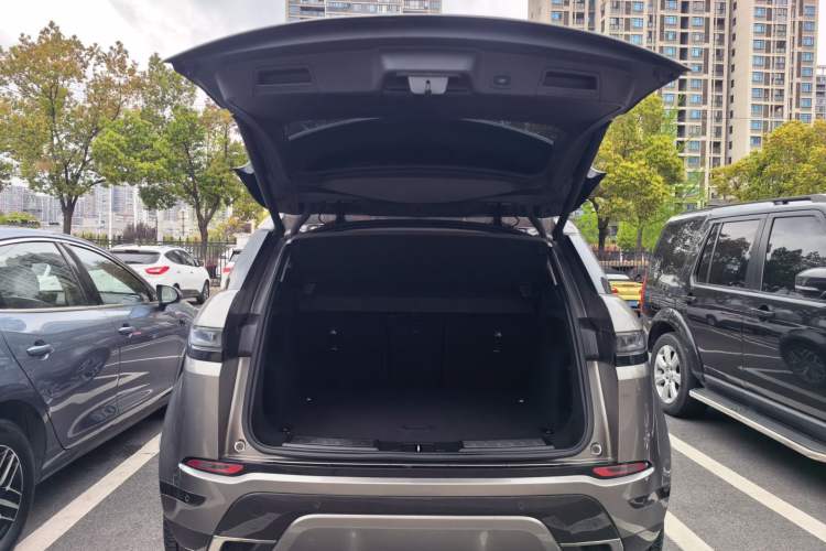 Used Land Rover Range Evoque 2021 Range Rover Velar 249 PS R-Dynamic S Performance Edition Trunk