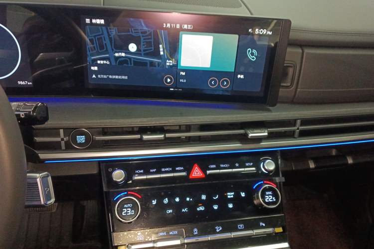 Used Hyundai Santa Fe 2024 2.0T Connoisseur Pro