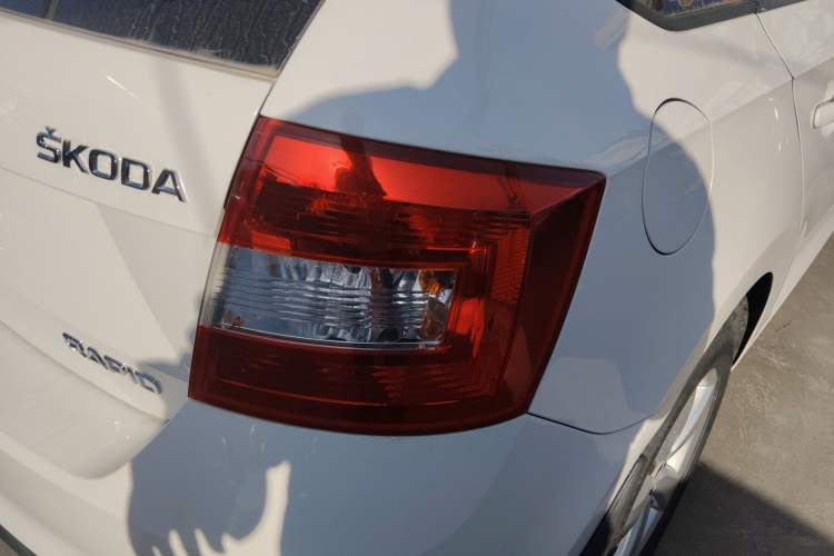 Used Skoda Rapid Spaceback 2016 Revised Version 1.6L Automatic Front-Drive Edition