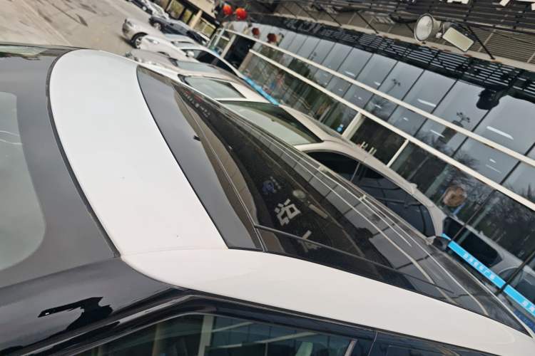 Used Land Rover Range Evoque 2023 Aurora L 200PS Elite Edition
